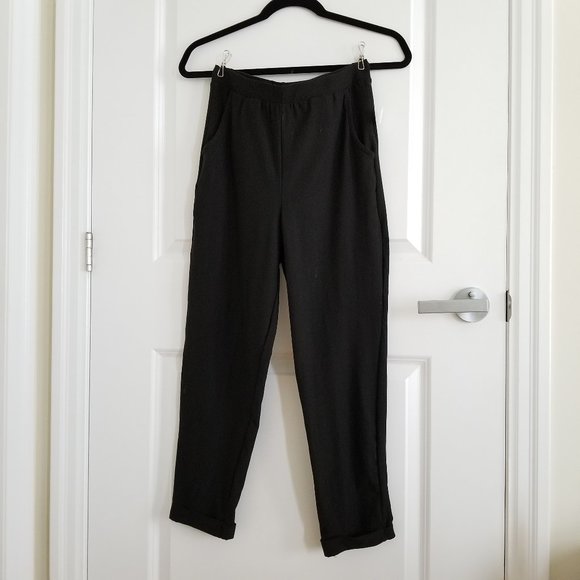 $5 Add-on | Soft high waist cropped joggers (S) - Picture 2 of 11